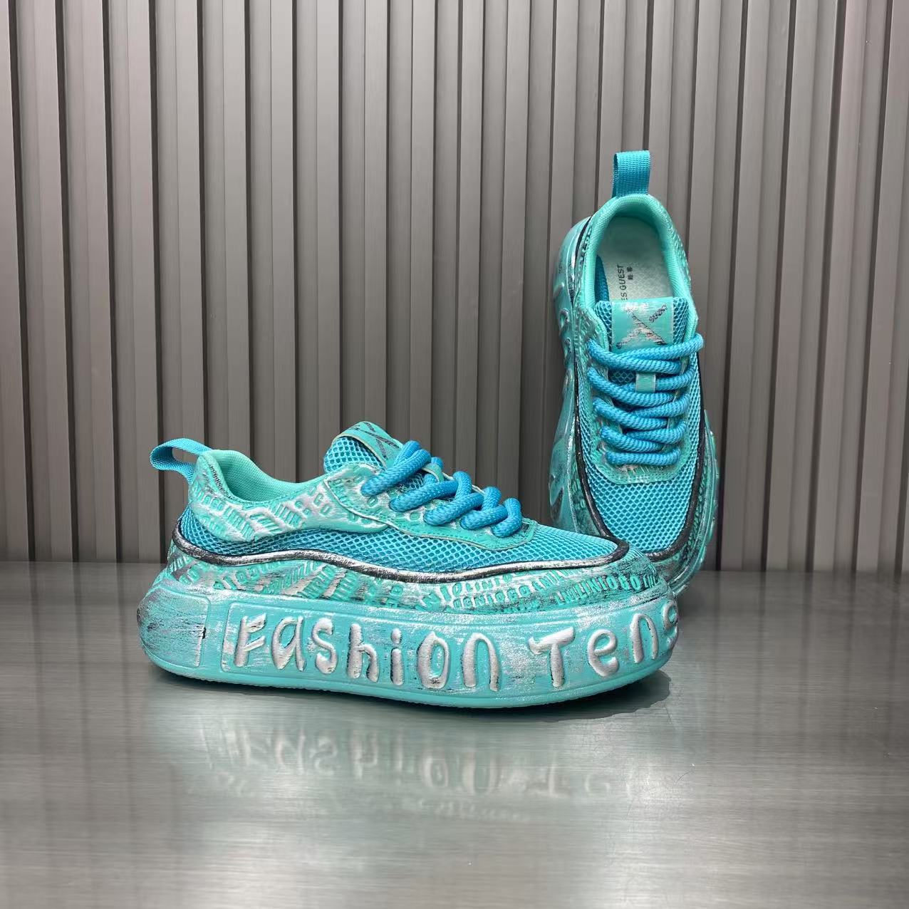 Chunky Sneaker Plus Maat 45 46 - Crossfit Hard recensie en prijs